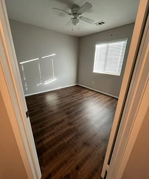 11086 Hillsborough Ct — Photo 19