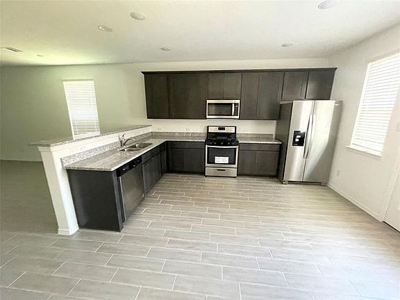 2nd image of 25541 Northpark Palm Dr