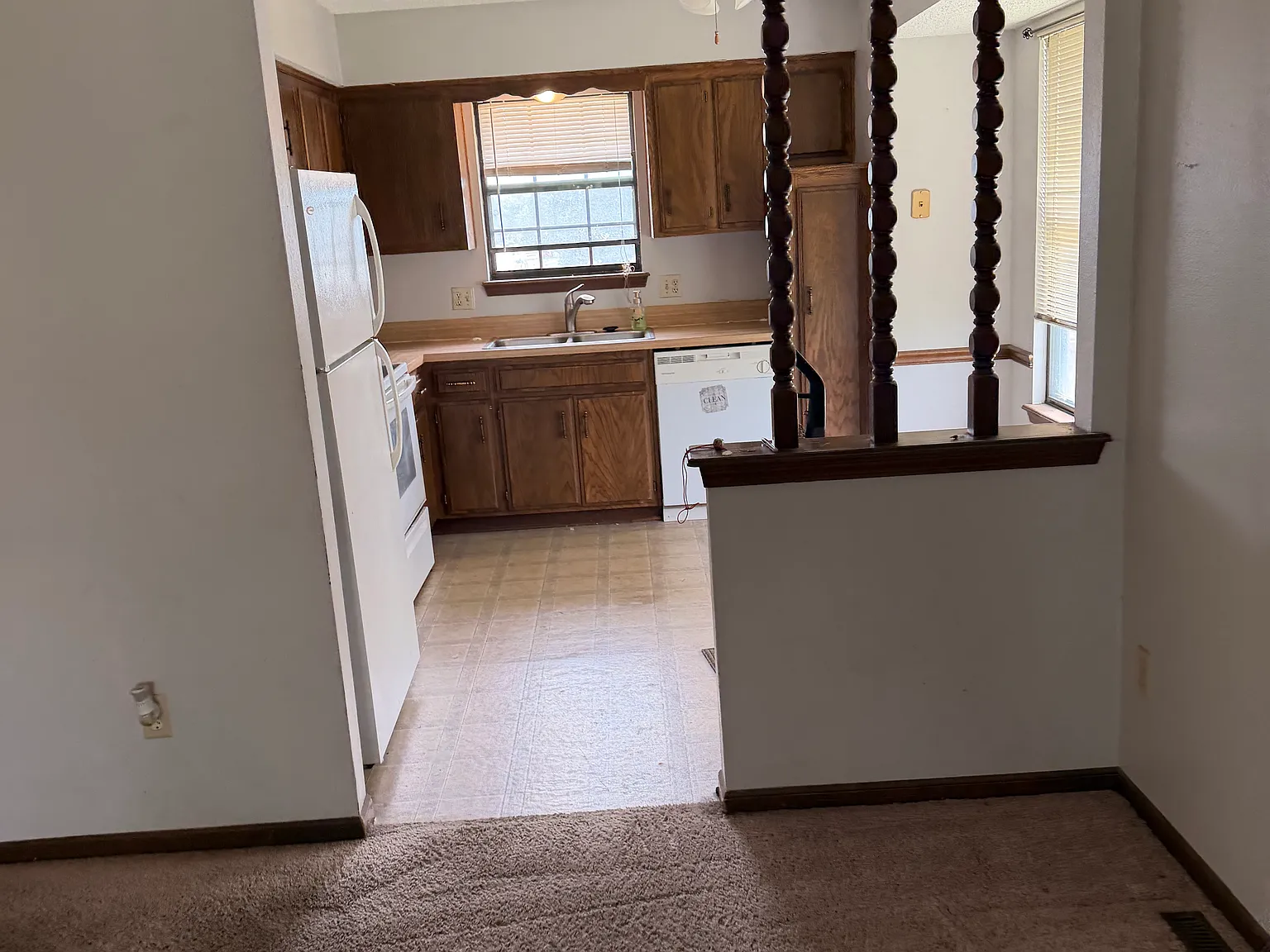 2 bed, 1.5 bath, $1,600 — Photo 4