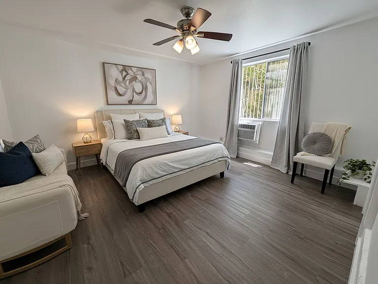 Must-see Updated Vintage-Style Studio at 1245 N Laurel Ave, West Hollywood, CA 90046 — Photo 5