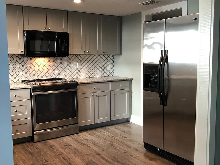 2132 Bay Rd — Photo 6