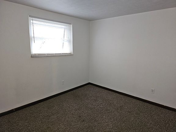 3rd image of 189 Park Ave #5
