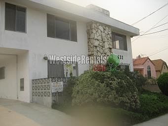 2nd image of 632 Manchester Dr APT 2