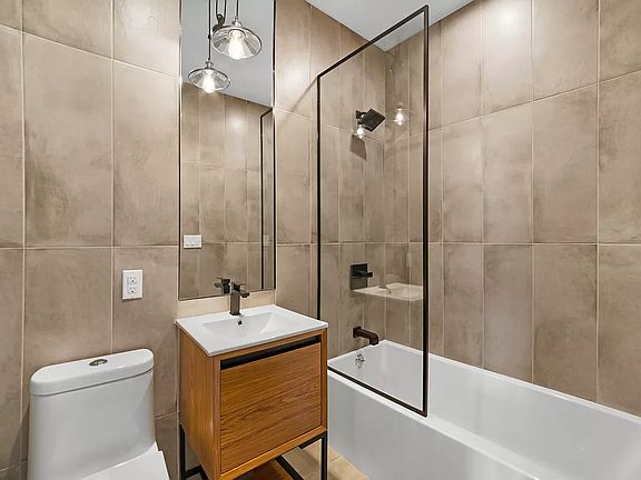5th image of 73 Columbia St #5A