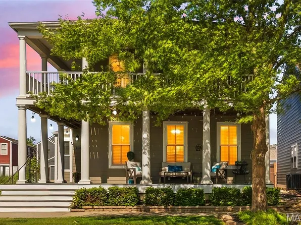 3520 Canal St, Saint Charles, MO 63301