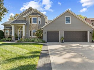 4249 Moss Ridge Ct, Indianapolis, IN 46237