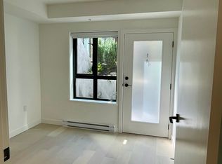 520 W 28th Ave, Vancouver, BC V5Z2Y8