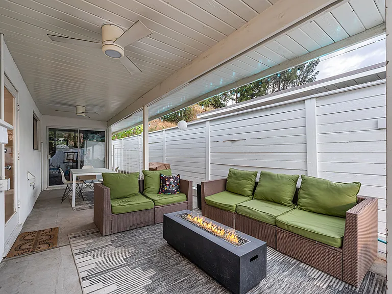 17042 Lisette St — Photo 49