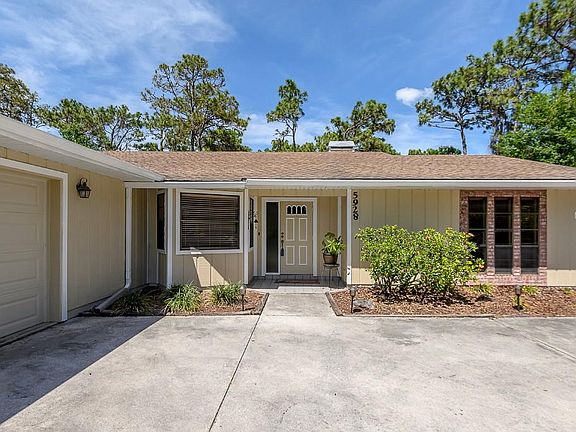 4th image of 5928 95th Street Cir E