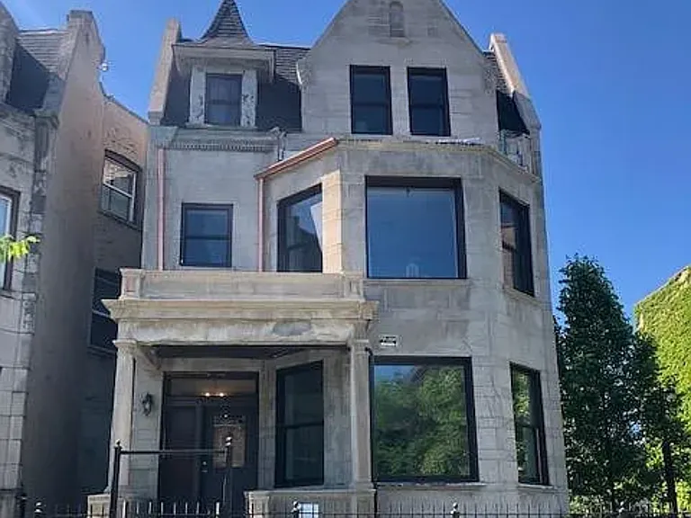 3541 W Jackson Blvd #2R — Photo 8