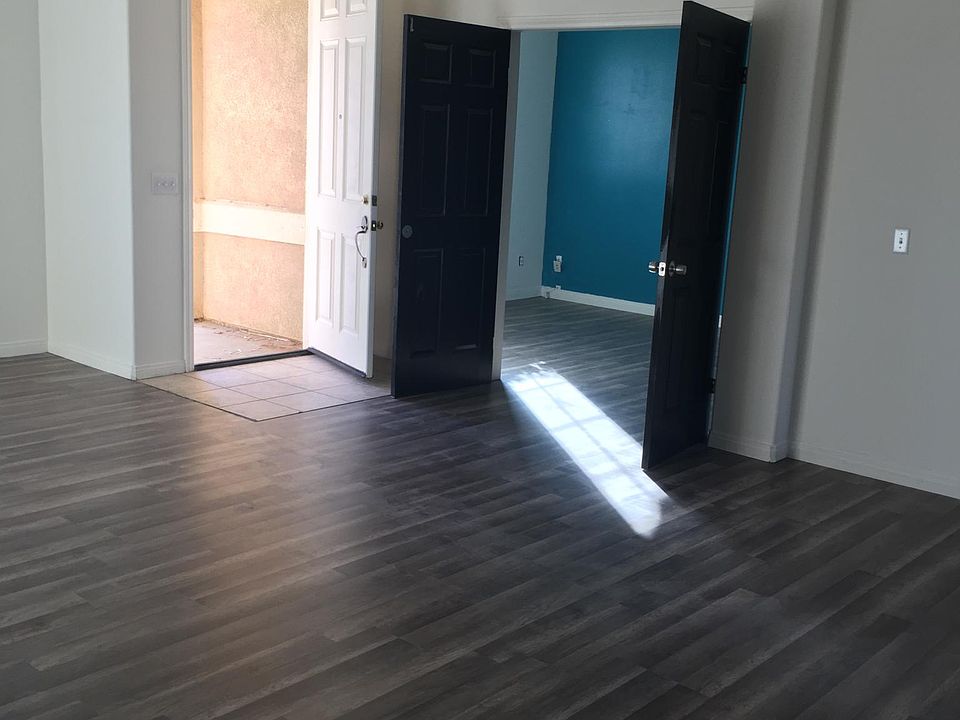 1st image of 11862 Forrest Park Ln
