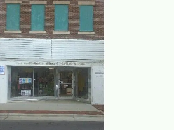215 E Broad St, Dunn, NC 28334