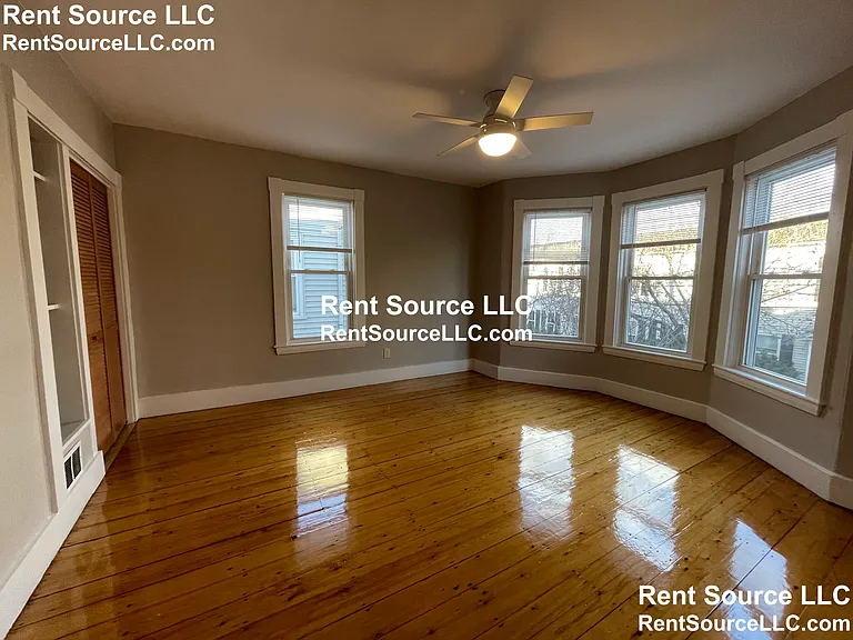 34 Wyatt St — Photo 10