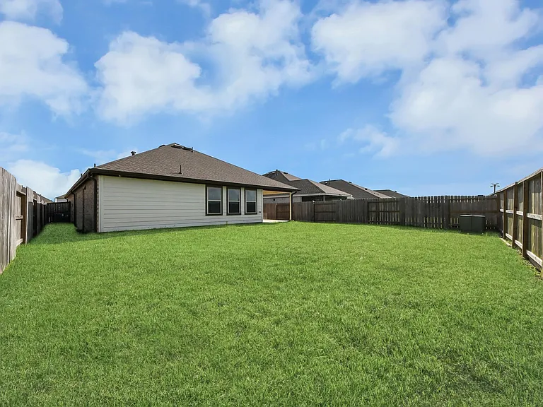 26631 Castiel Dr — Photo 36