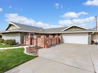 715 W Monterey Rd, Corona, CA 92882