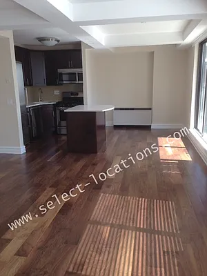 Rented by Select Locations Inc. | media 20