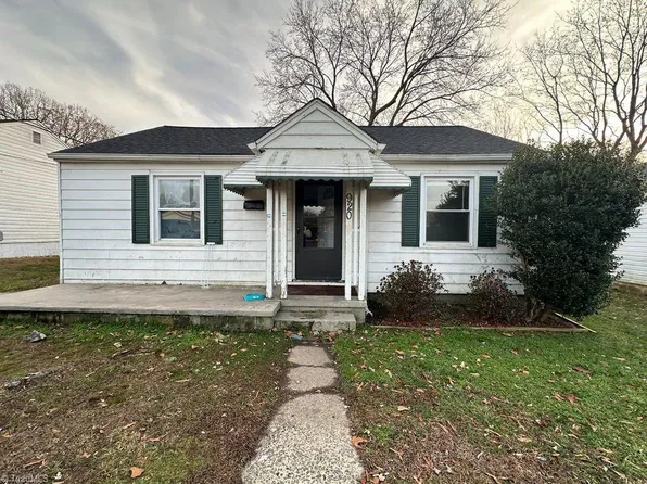 920 E Brookline St, Winston Salem, NC 27107
