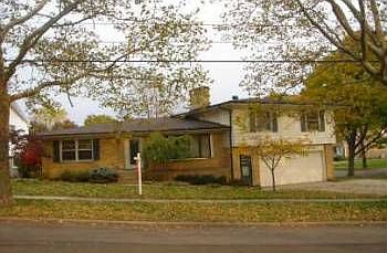 1st image of 950 Spring Ave NE