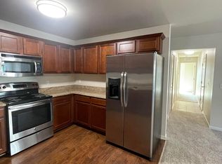 49277 E Woods Dr #49277, Utica, MI 48317