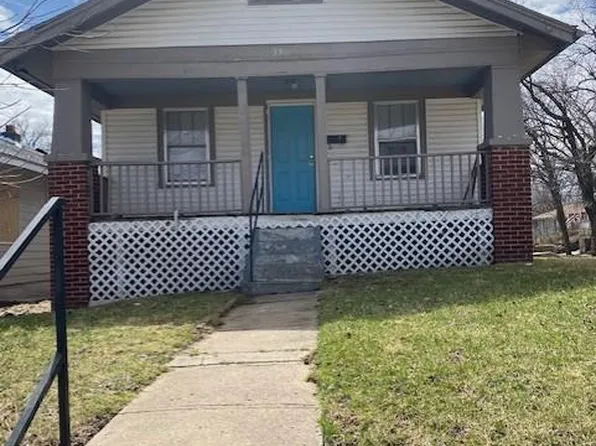 3301 E 52nd St, Kansas City, MO 64130
