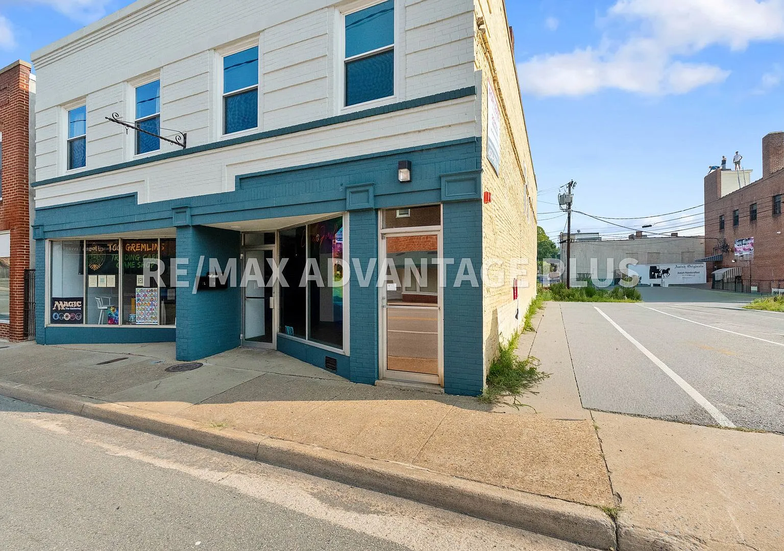 118 West Third Street — Photo 3