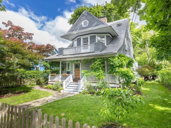 51 Belden Avenue, Dobbs Ferry, NY 10522