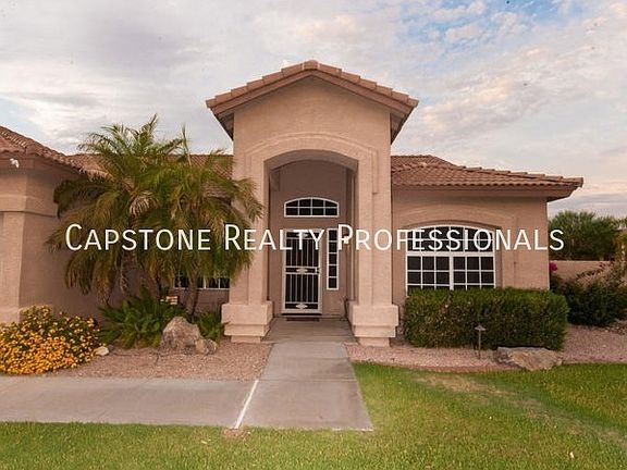 3rd image of 2526 E Windsong Dr