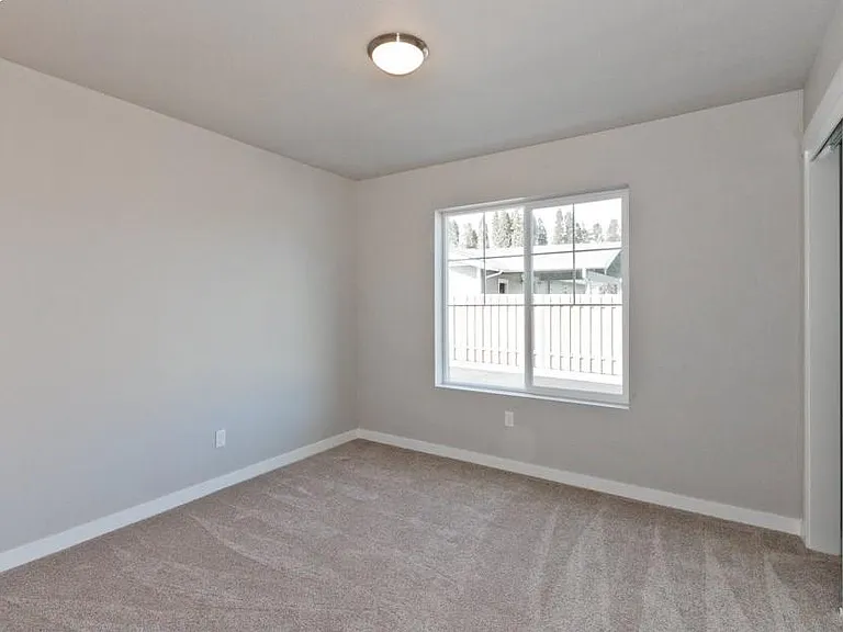 875 N Pershing St #3 — Photo 10