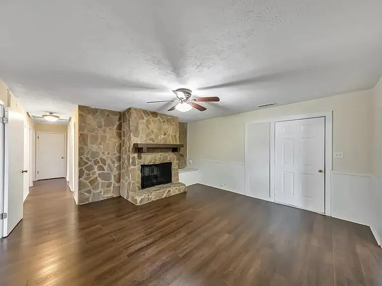 6675 Leisure Trl — Photo 24