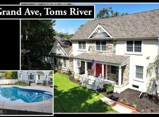 26 Grand Ave, Toms River, NJ 08753