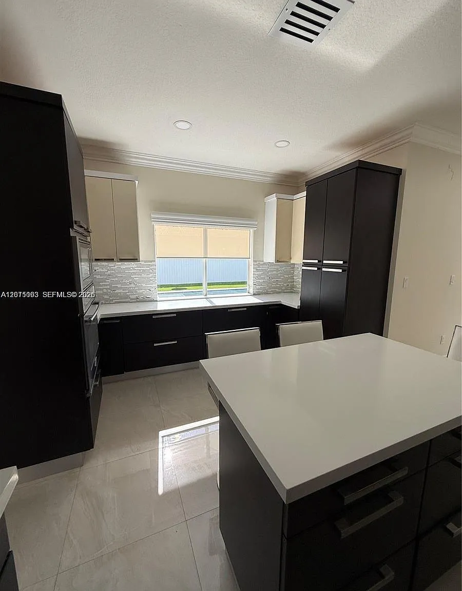 Efm Estates Sections Two — Photo 4