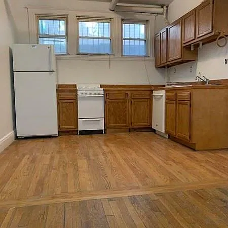 24 Sidlaw Rd — Photo 3