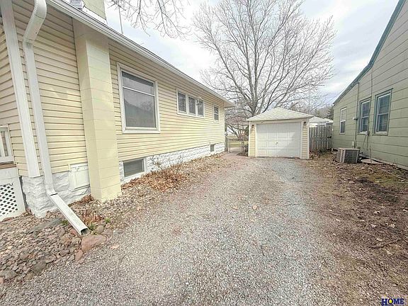5th image of 1034 S 31st St
