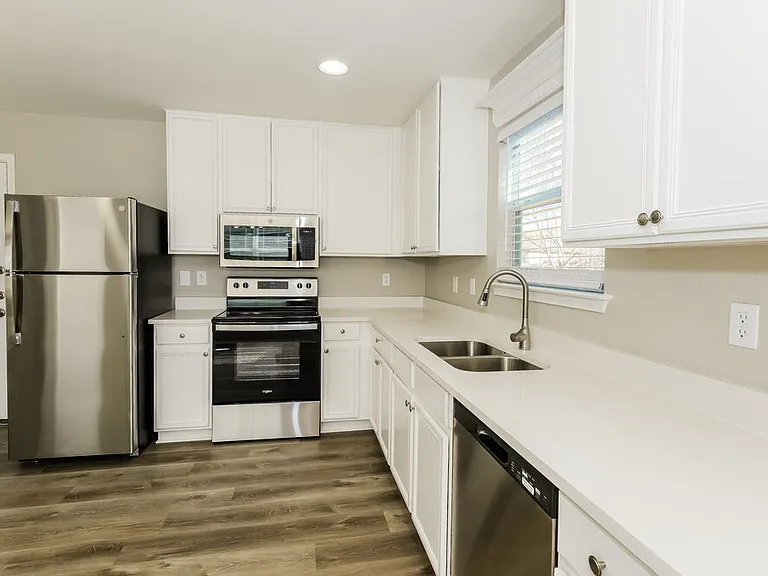282 Cordero Dr — Photo 9
