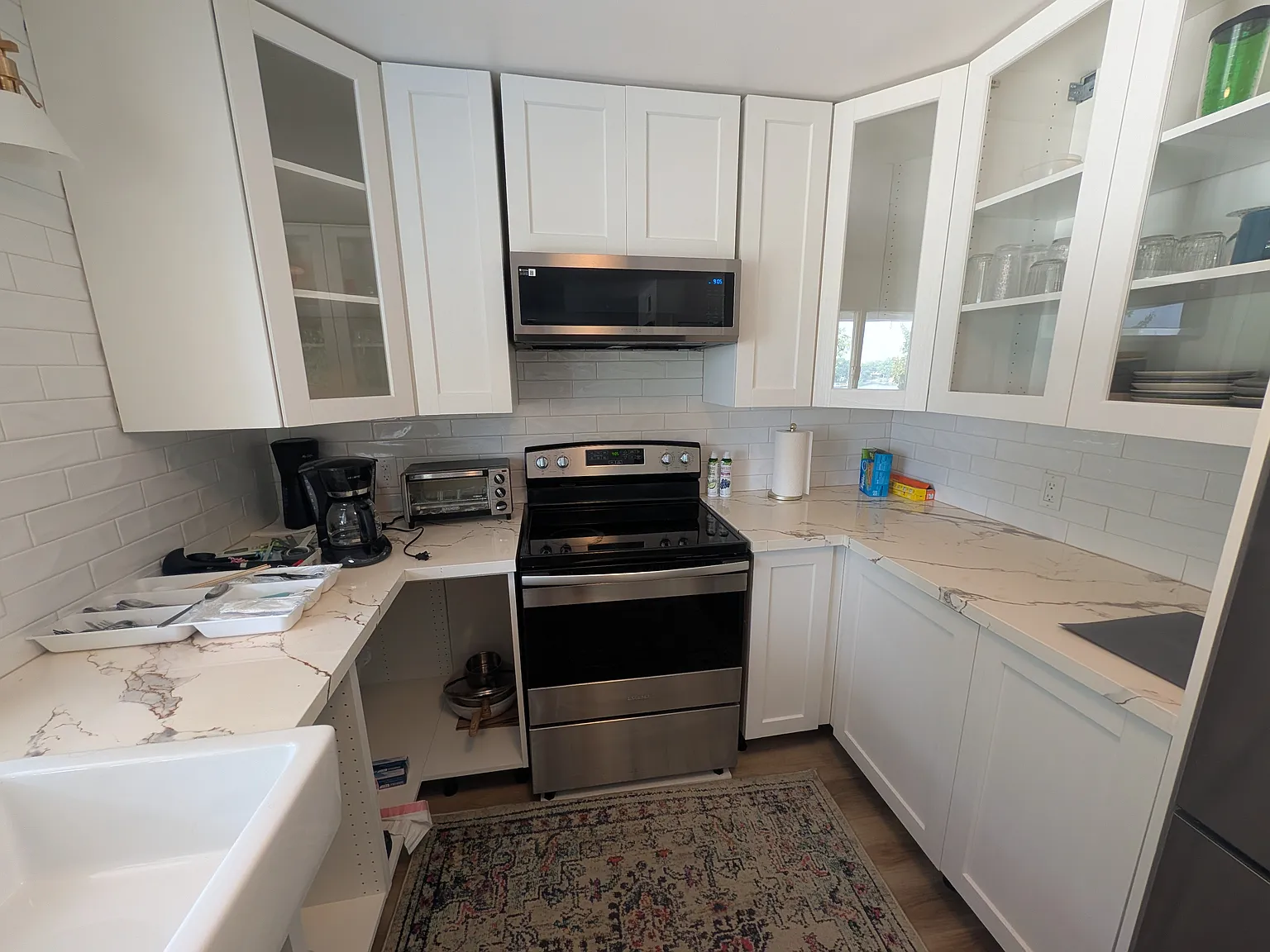 4 bed, 1.5 bath, 1700 sqft, $2,700 — Photo 4