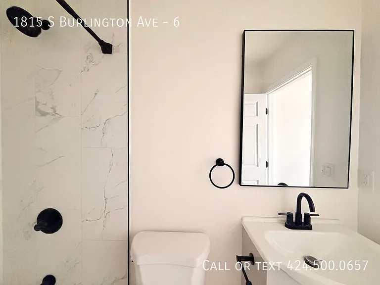 1815 S Burlington Ave #6 — Photo 7