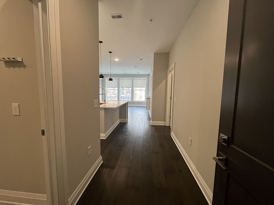 1st image of 751 N 6th St Unit 202