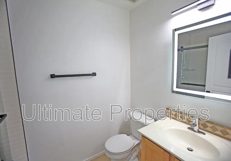 15313 N 104th Way — Photo 12