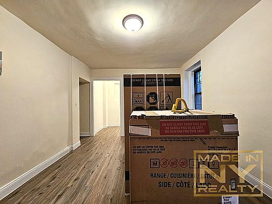 1st image of 3752 80th St APT 1C