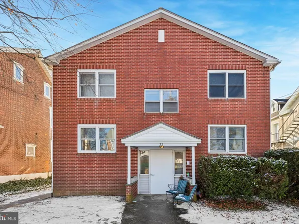 32 W 3rd St, Lansdale, PA 19446