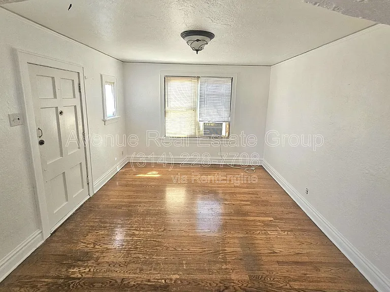 1942 Damato Ct — Photo 5