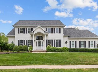 4705 N Tanglewood Dr, Appleton, WI 54915