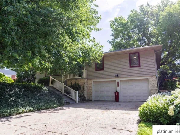 2513 S 87th St, Omaha, NE 68124