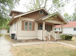 527 S Cherry St, Ottawa, KS 66067