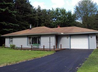 8580 Padan Dr, Jamestown, PA 16134