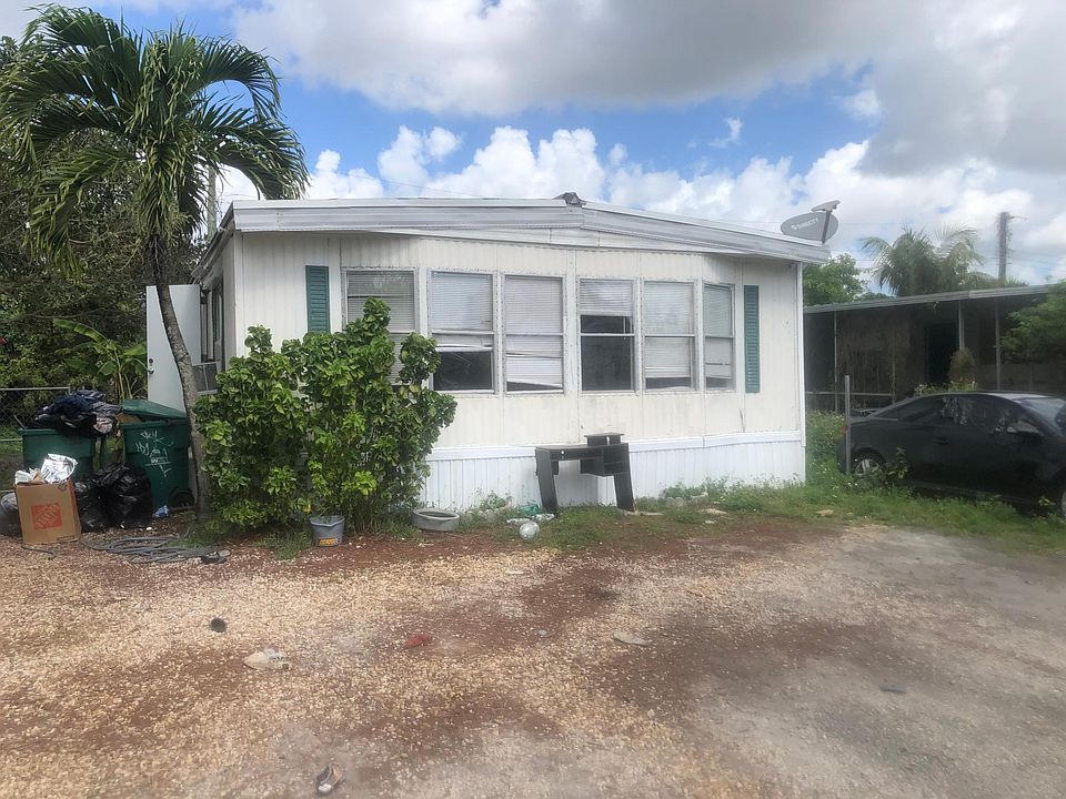 2nd image of 13131 SW 7th Pl
