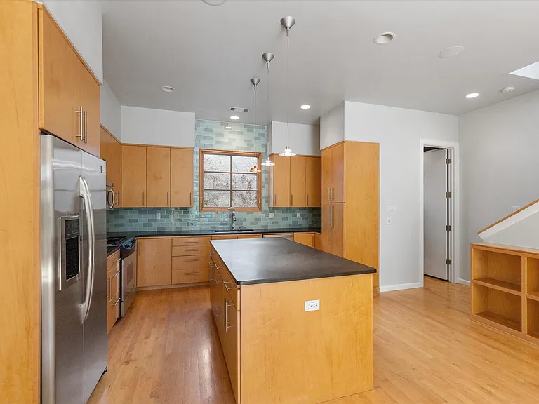 704 Arch Adams Ln — Photo 10