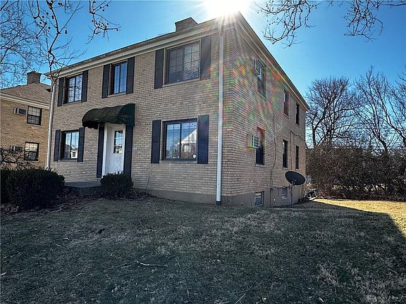 2nd image of 526 Corona Ave
