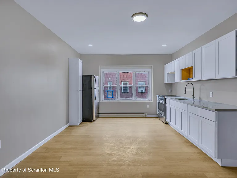 380 Scott St #1 — Photo 14