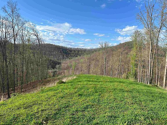 4th image of 5601 Clover Fork Rd